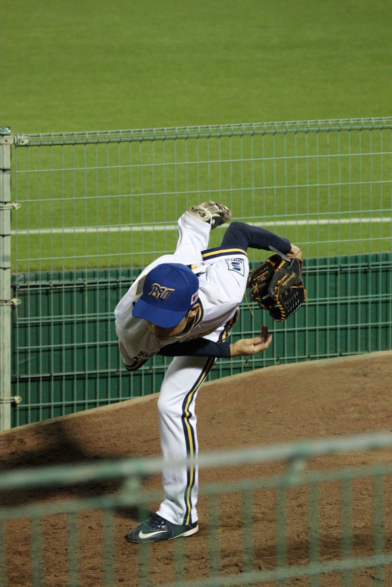 オリックス　山岡泰輔投手　ショルダーバッグ フタコ on X: 