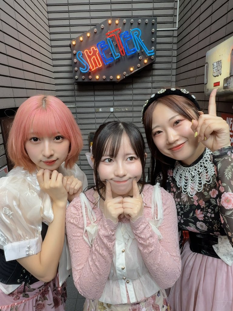 ＼本日の雛桜🌸の満開笑顔／

トップバッターでした❣️
沢山の応援ありがとう🌸

次回は612福岡定期公演です✈️🎀

💛<a href="/Ema_Blossom/">えま💛雛桜</a> 
❤️@Matsuri_Blossom 
🩷<a href="/kanoko_okome/">かのこ🍥kanoko</a> 
おやすみらピ🩵<a href="/Mira__Blossom/">みら🩵雛桜</a>