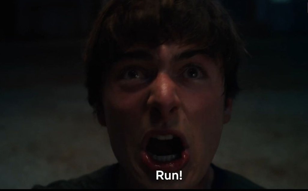 ilosthngs's tweet image. R U N !