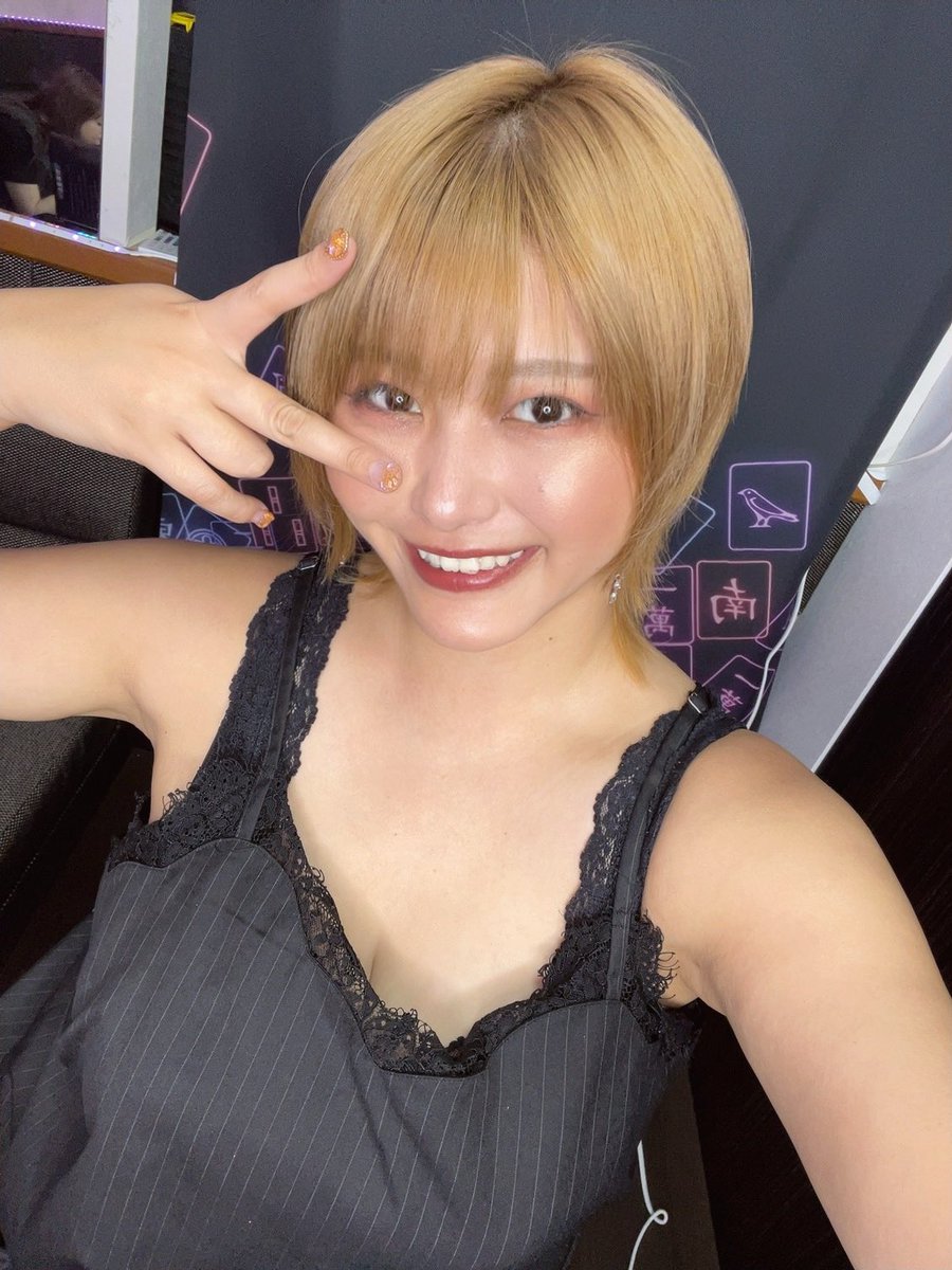 望月琴乃 ♡ 日本プロ麻雀協会 (@kotono_mahjong) on Twitter photo おはようございます☀
6月のpachumo出勤情報確定しました🌸
生の琴乃に会えるのはここだけ〜💕
みなさまに会えるのを楽しみに待ってます🀄
たくさんお話しましょうねっ🎶
■6月13日(金) 17:00~
■6月19日(木) 18:00~
■6月27日(金) 19:30~
<a href="/Pachumo_maid/">隠れ家メイドBar Pachumo💜🀄ボードゲームが遊べるコンカフェ🀄💜</a> おはようございます☀
6月のpachumo出勤情報確定しました🌸
生の琴乃に会えるのはここだけ〜💕
みなさまに会えるのを楽しみに待ってます🀄
たくさんお話しましょうねっ🎶
■6月13日(金) 17:00~
■6月19日(木) 18:00~
■6月27日(金) 19:30~
<a href="/Pachumo_maid/">隠れ家メイドBar Pachumo💜🀄ボードゲームが遊べるコンカフェ🀄💜</a>