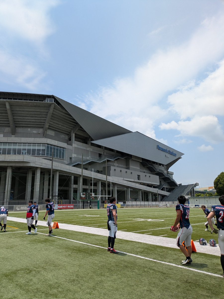 #え
#こんな
#ええ天気
#予報でした！？
#アメフト日和
#試合です
#12:30KICKOFF