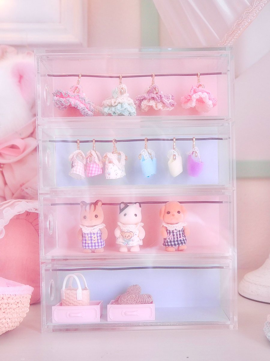 無印良品の「アクリルメガネ・小物ケース」を、シルバニア赤ちゃん