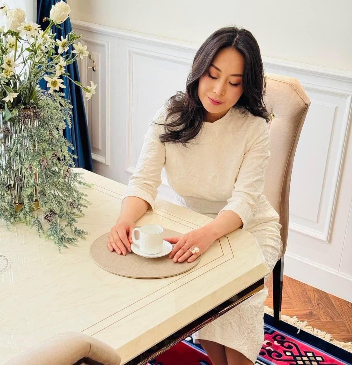 🟣П.Анужин:Таны хайртай  нас барсан хүний сүнс таны амьдралд болж буй бүхнийг сонсдог, хардаг. Өөрийнхөө дотны хүний сүнсийг бодоод яг л хажууд чинь ирсэн байна гэж бодоод түүнд талархах хэрэгтэй. Түүнийг мартаагүй гэдгээ сануулах хэрэгтэй. Мөн бидний амьдралд оролцож төвөгтэй