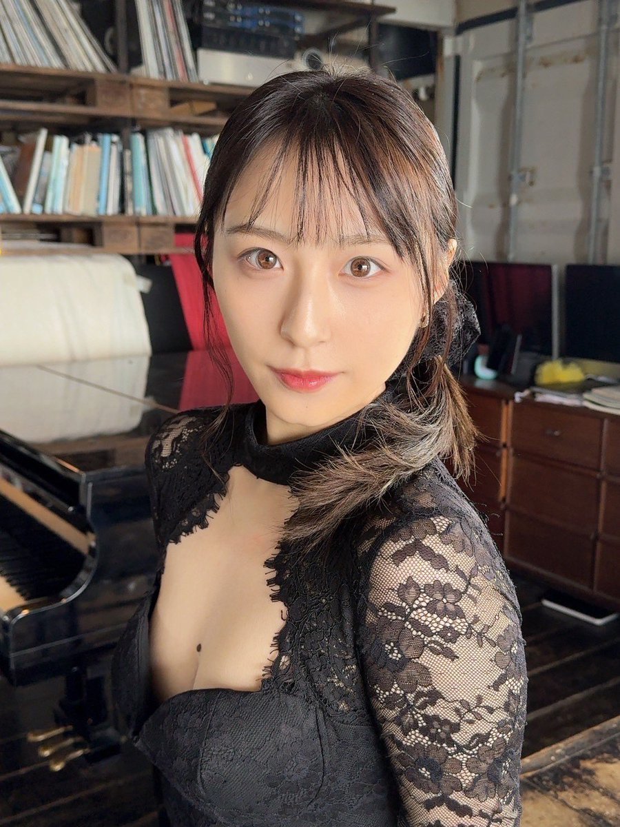 6月もよろしくね🙇‍♂️ https://t.co/O0McwNvIqf
