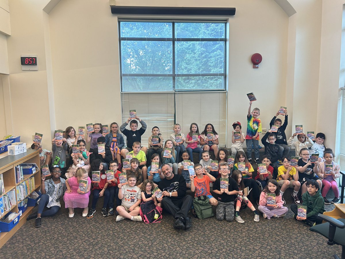 Had the best time reading stories to the kids at Roxboro Elementary school on Friday. Amazing what this North Syracuse public school and their dedicated Principal and staff our doing to change these kids lives. One of the best things I have witnessed in a long long time.