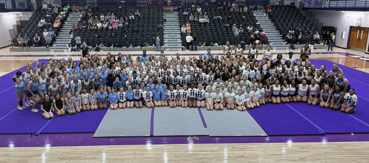 BGHS_Cheer's tweet image. 1st stunt clinic of the season! Thank you @UCAupdates and @VarsitySpirit

Logan County Middle
Owensboro Catholic Middle
Bowling Green Junior High

Logan County High
Muhlenberg County High
Madisonville North Hopkins High
Warren Central High
South Warren High
Bowling Green High