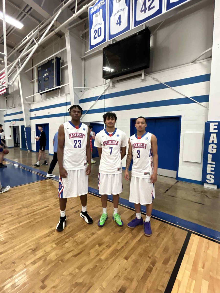 Our guys 😎😎😎😎. 
<a href="/dsurratt3/">DeMarcus Surratt</a> 
<a href="/craine_jaylin/">Jaylin Craine</a> 
<a href="/DeAaronWatkins1/">DeAaron Watkins</a> 

#KYallStars