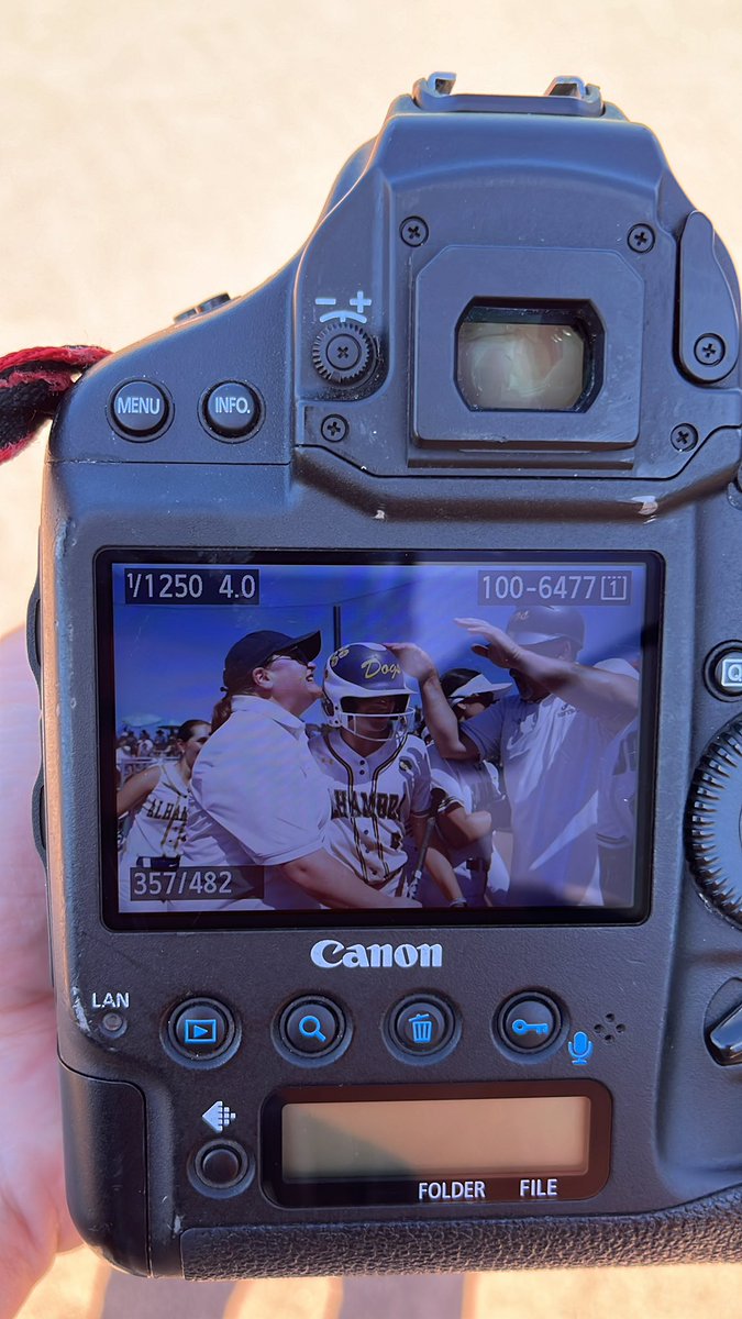 joseph_dycus's tweet photo. WALK OFF HOME RUN! NCS CHAMPIONSHIP WIN FOR ALHAMBRA https://t.co/rK1CvkrqM7
