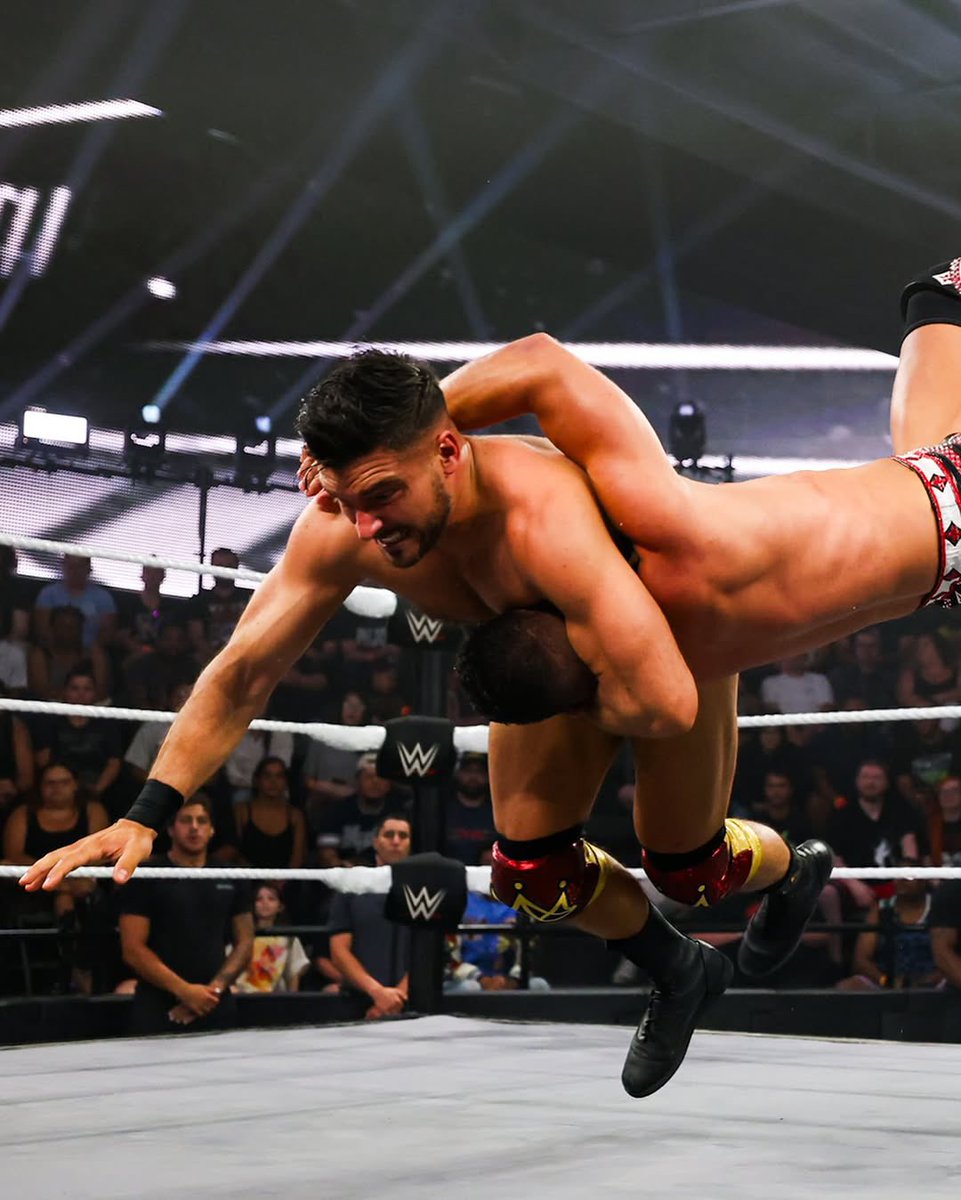 NoBarkingOrders's tweet image. Let this be to a lesson to anyone who jumps ship. If you’re going to use the path I made into this company. Then credit All Ego, Ethan Page as your inspiration.

What you’re not going to do is outdo me.

Ricky Starks was always going to come second to Ethan Page.