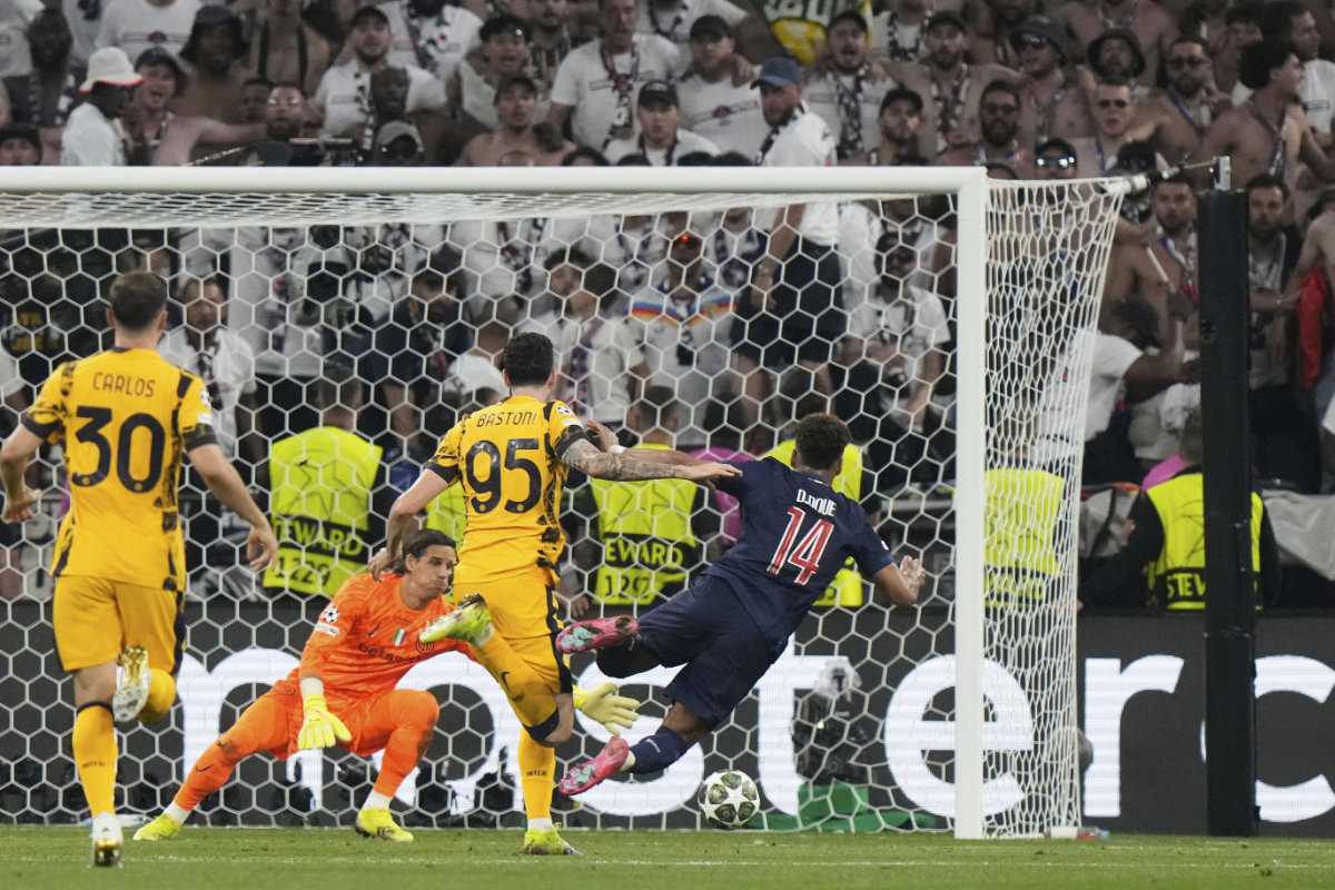 Arab News | Sport (@arabnewssport) on Twitter photo <a href="/PSG_English/">Paris Saint-Germain</a> <a href="/InterMilanFC/">Inter Milan FC News</a> <a href="/DesireDoue_14/">ᶠᴬᴺ Désiré Doué</a> Paris Saint-Germain’s double goal-scoring hero <a href="/DesireDoue_14/">ᶠᴬᴺ Désiré Doué</a> said “a dream has become reality” after Saturday’s #uefachampionsleague triumph over #PsgInter. arab.news/nqjhf
<a href="/PSG_English/">Paris Saint-Germain</a> <a href="/PSG_English/">Paris Saint-Germain</a> <a href="/InterMilanFC/">Inter Milan FC News</a> <a href="/DesireDoue_14/">ᶠᴬᴺ Désiré Doué</a> Paris Saint-Germain’s double goal-scoring hero <a href="/DesireDoue_14/">ᶠᴬᴺ Désiré Doué</a> said “a dream has become reality” after Saturday’s #uefachampionsleague triumph over #PsgInter. arab.news/nqjhf
<a href="/PSG_English/">Paris Saint-Germain</a>