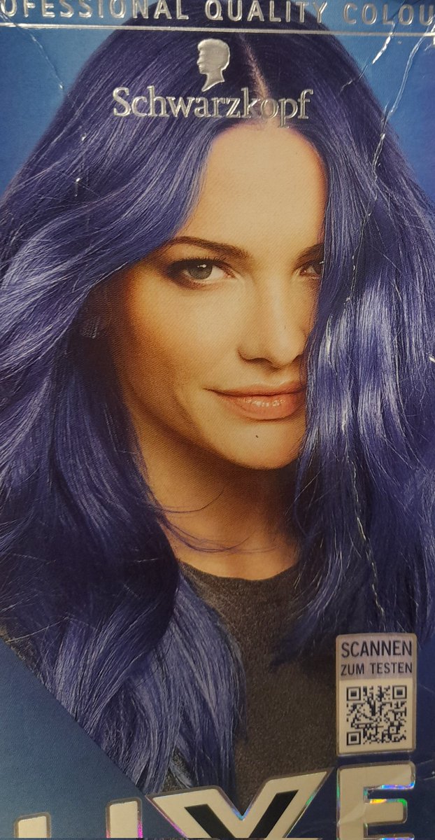 NSometimes96086's tweet photo. New haircut ❤️ 
I have two colors, electric blue and sea mermaid. Which color should be on top and which should be for the rest?

#lifestyle https://t.co/2r5rzmik0z