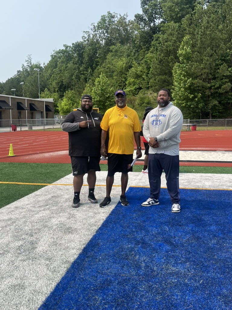 Proud of both of these OL Coaches. They grew under me and are doing big things in the profession. Coached Tez at A&amp;T. Carr GA at Bama State. Keep Growing and making me proud. <a href="/CoachMcRae77/">CoachTez</a> at Allen University <a href="/coachjcarrtmb/">Johnathan Carr</a> at Bama State. #CampSeason #GoBears #TheGoldStandard