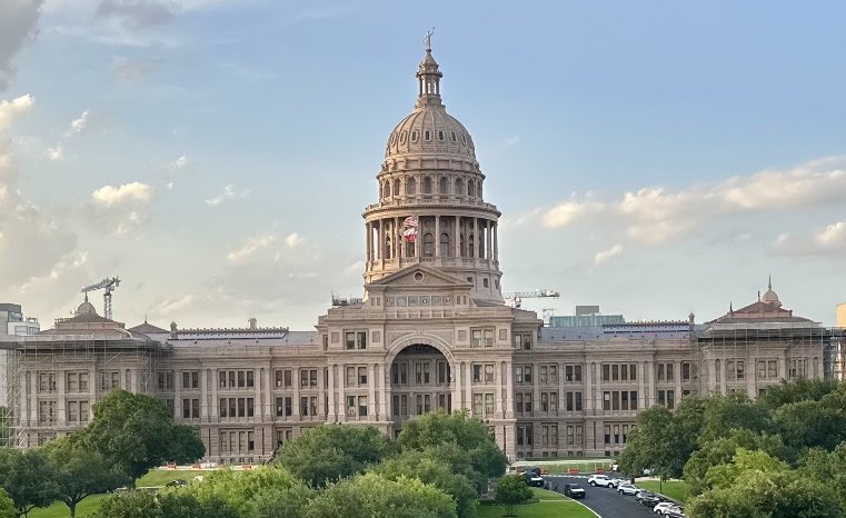MLeoAdvisor's tweet image. Thku @RyanGuillen - @DrSchwertner & Mbrs of the Conf Cmte Report on HB 2516 @alsassociation @USRenalCare @KidneyFund @ChronicRights #KyAsh #txlege @H_B_Strategies