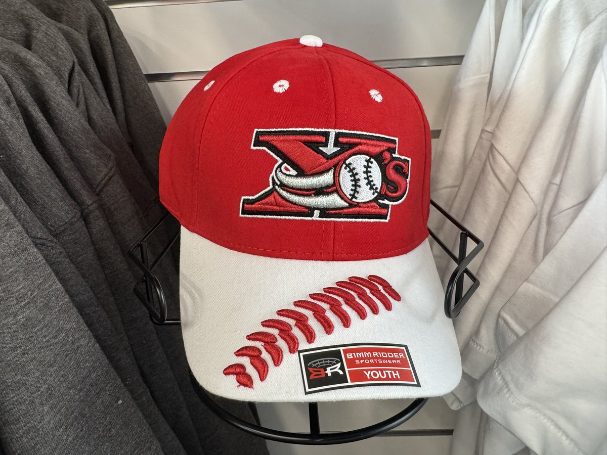 Mapping the Path (@mappingthepath) on Twitter photo Highlights of the team store with the <a href="/SiouxCityXs/">Sioux City Explorers</a>. I got the black hat with the red brim, which was the community’s vote.
#WMWRoadTrip #20ballparks21days Highlights of the team store with the <a href="/SiouxCityXs/">Sioux City Explorers</a>. I got the black hat with the red brim, which was the community’s vote.
#WMWRoadTrip #20ballparks21days
