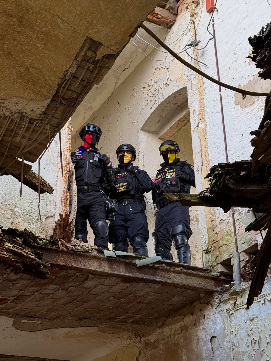 Having a great SWAT time with my friends from SFUT @paulgearcz and <a href="/mudt73/">Michael UDT</a> 😎 #sfut #SwatSession <a href="/skinbikercz/">Skinbikercz</a>