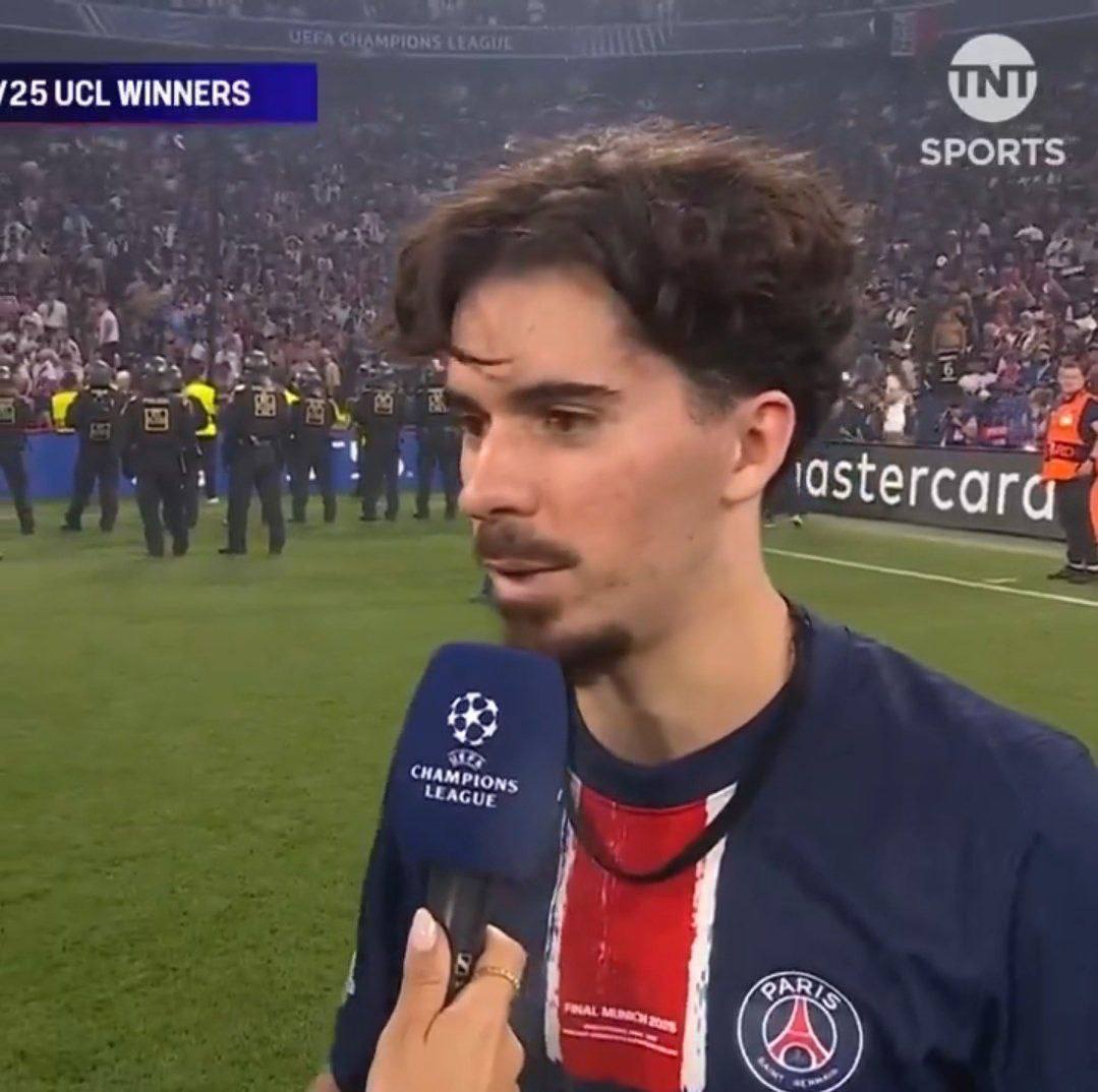 🗣️ ویتینیا : 
وقتی مسی پاریس رو ترک کرد گفت شما ها هیچوقت سی ال نمی‌برید، الان ما اینجاییم، امیدوارم ببینه