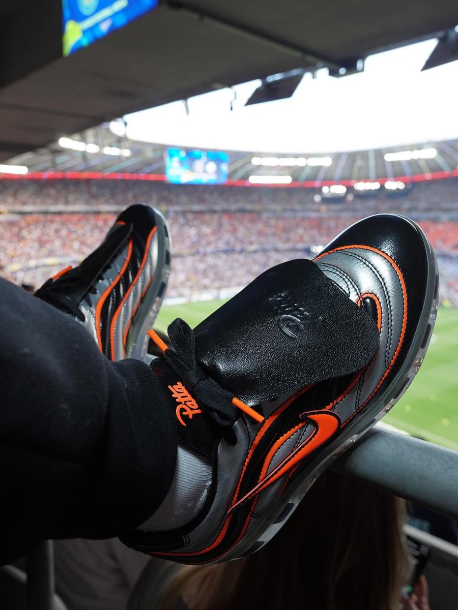 FIRST LOOK: Patta x Nike Cryoshot ⚽️