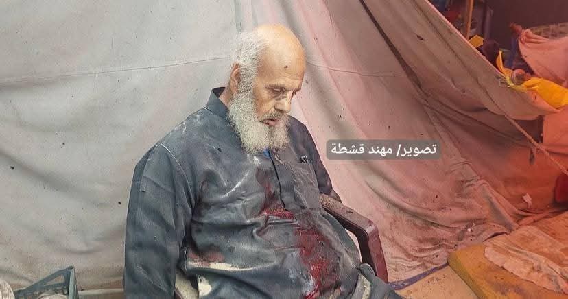 الداعية سعيد الكرد رحمه الله: 
الشهيد أبو رزق صيام  
أي ظلـمٍ هذا نعيشه ؟ رجلٌ مسنّ، لم يحمل سلاحـاً، لم يهدد أحداً،  قُـتـل وهو جالس على كرسيه داخل خيمته في خانيونس.  هذا المشهد ليس من فيلم، بل من واقعٍ يعجز اللسان عن وصفه.