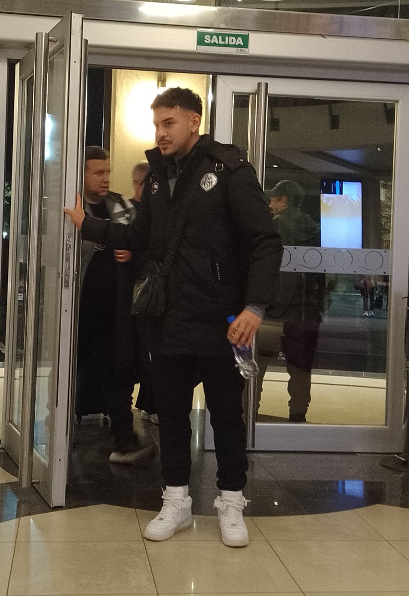 Ya está #Ferro en Paraná.
Mañana #JuegaFerro.