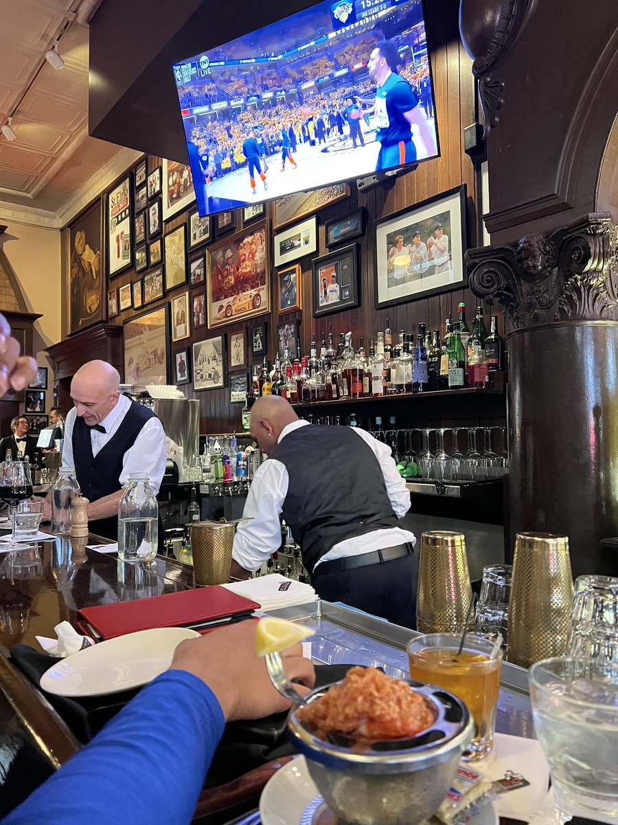 Travis J Davidson (@travisskol) on Twitter photo At St. Elmo’s in downtown Indianapolis just before the Game 6 of the Eastern Conference Finals tips off down the street.
Do you think they’d switch this TV to the <a href="/OU_Baseball/">Oklahoma Baseball</a> game for me? At St. Elmo’s in downtown Indianapolis just before the Game 6 of the Eastern Conference Finals tips off down the street.
Do you think they’d switch this TV to the <a href="/OU_Baseball/">Oklahoma Baseball</a> game for me?