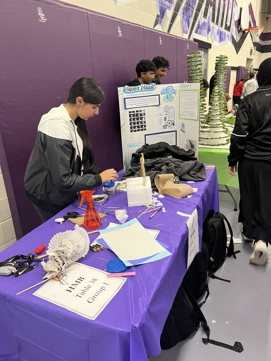 Lola Gayle tweet media