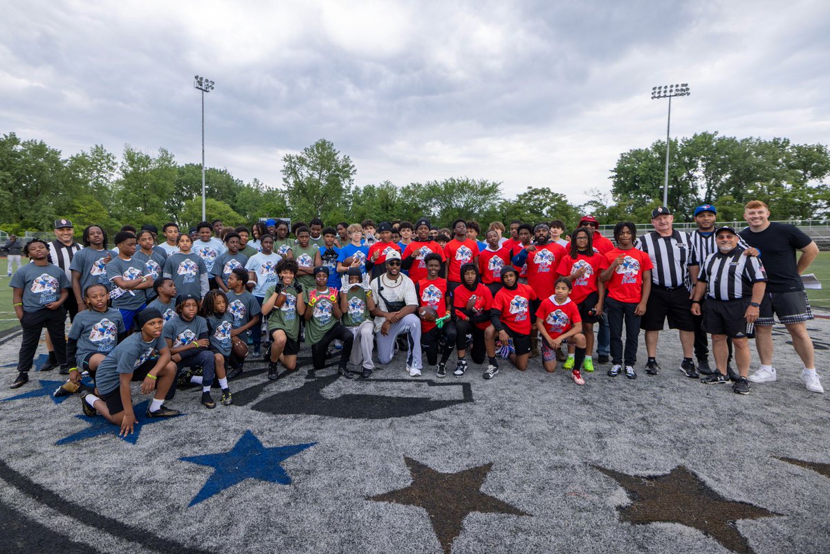 City of Jersey City (@jerseycity) on Twitter photo New York Giants Football player Bobby Okereke hosted a Flag Football Tournament for area kids at Caven Point. Partnering with the Jersey City Department of Recreation and Youth Development. <a href="/ampt_group/">Athletes Making Progress Together</a> @team_nigeriaflagf <a href="/NFLflag/">NFL FLAG</a> @nygiants <a href="/bobbyokereke/">Bobby Okereke</a> New York Giants Football player Bobby Okereke hosted a Flag Football Tournament for area kids at Caven Point. Partnering with the Jersey City Department of Recreation and Youth Development. <a href="/ampt_group/">Athletes Making Progress Together</a> @team_nigeriaflagf <a href="/NFLflag/">NFL FLAG</a> @nygiants <a href="/bobbyokereke/">Bobby Okereke</a>