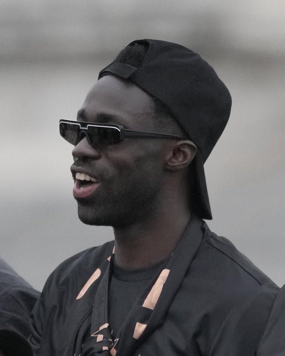 DAVINSON tweet media