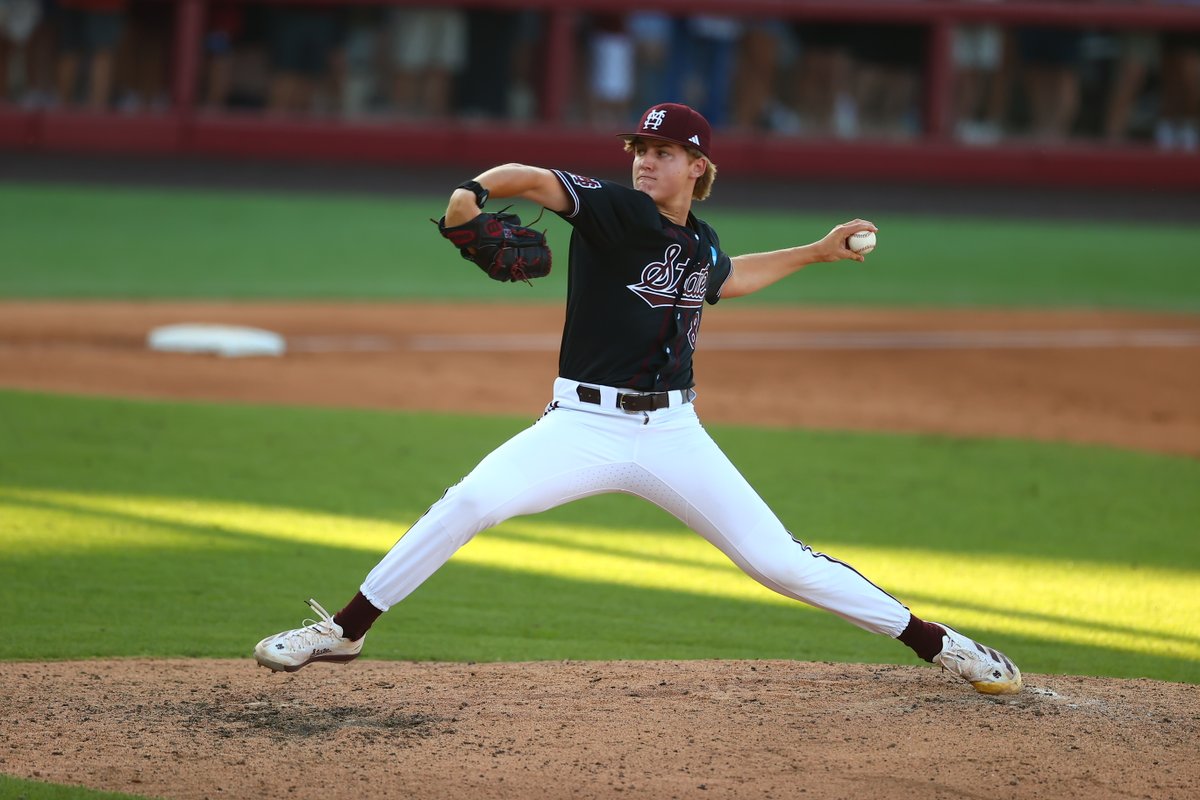 Back-to-back scoreless frames for Charlie Foster 👏

#HailState🐶
