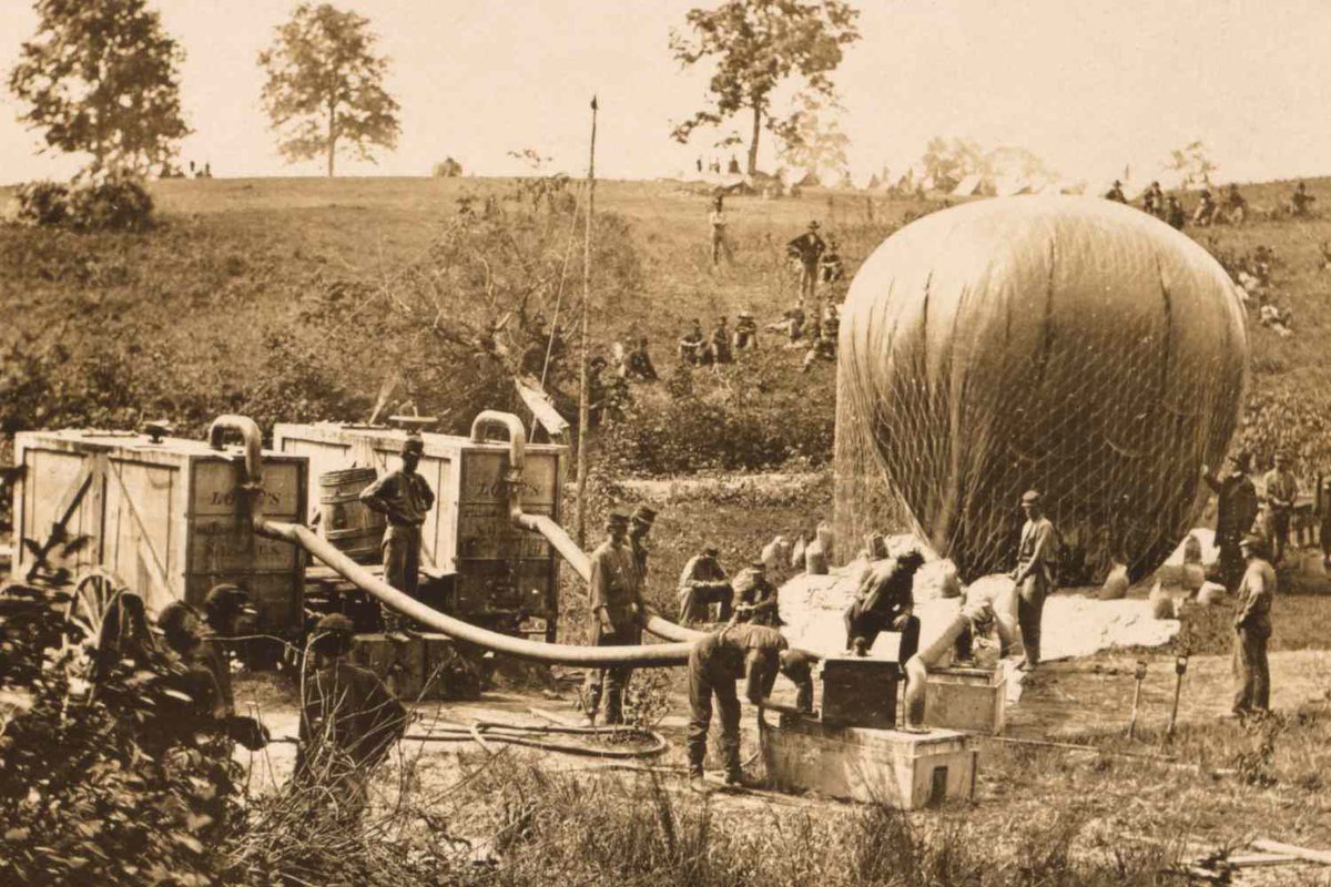 My_TeslaModelS's tweet photo. Did you know we had portable hydrogen generators filling balloon fleets in the Civil War, with wireless communications? (50 mile radius). 🤔 

https://t.co/M1L84usJgW https://t.co/hzGDfEcgC4