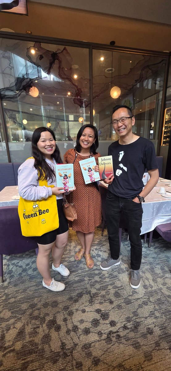 JFGarrard's tweet photo. Great to meet up with fellow #AsianCanadian #authors! #jennileeaustria-bonifacio #rachelmphan @WayneNgWrites #canlit #canadian #asianlit #writinglife @literASIAN @acww @ricepapermag https://t.co/n8BKi4qy8x