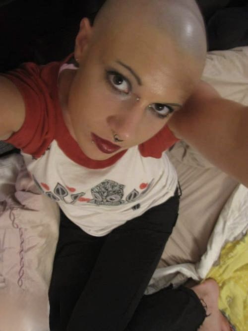 #坊主 #バリカン #剃刀 #カミソリ #剃髪 #スキンヘッド
日常の中のスキン