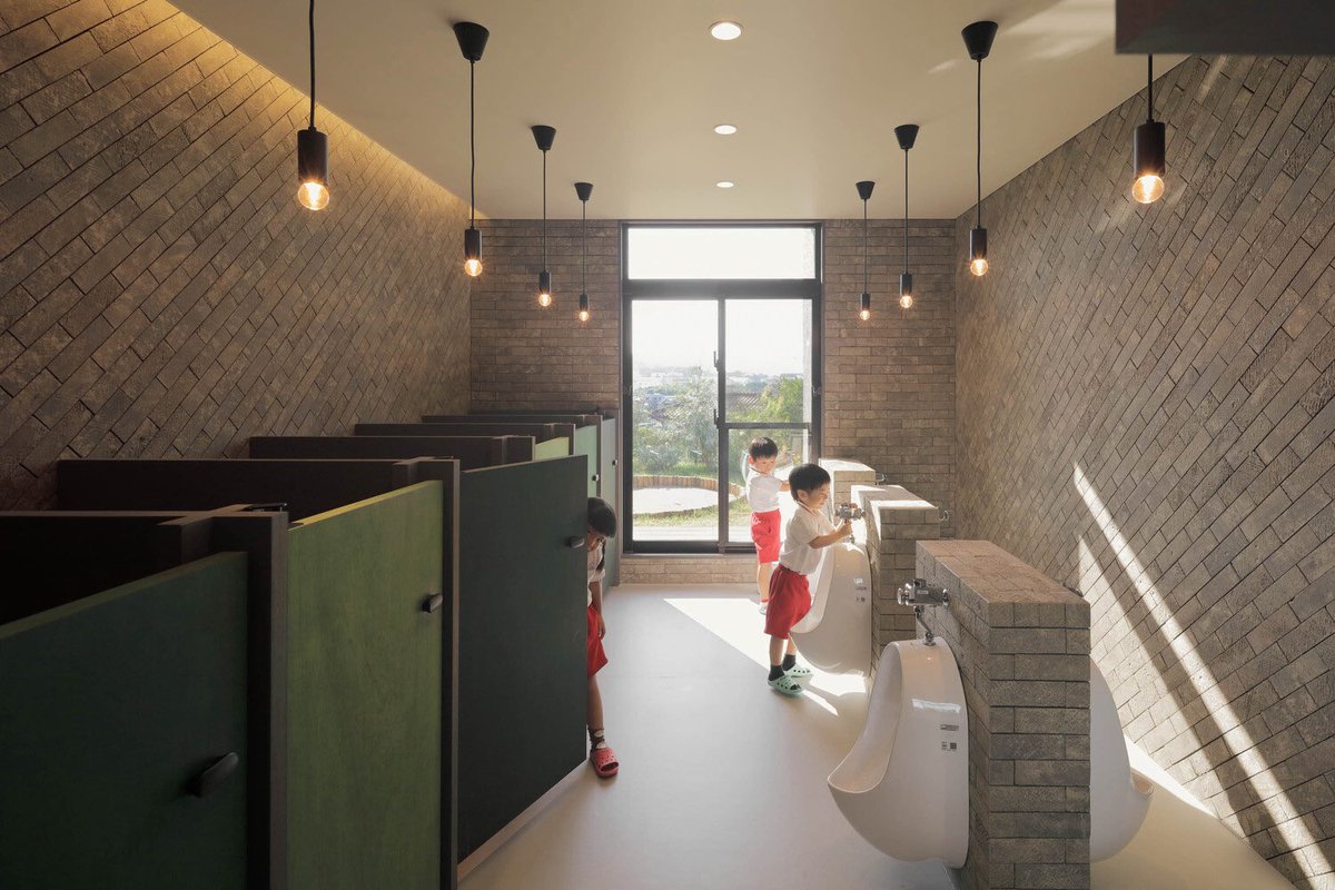 Versai_Concepts's tweet image. This kindergarten in Japan blends playful design with bold architecture—cube windows, cozy reading nooks, and child-first spaces redefine learning. 🧱📚✨
#ArchitectureForKids #JapaneseDesign #PlayfulSpaces #ModernKindergarten #DesignInspiration