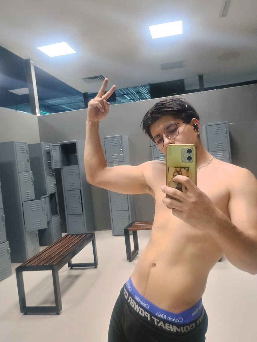 So_yAlejandro's tweet photo. 💪💪 https://t.co/EZLBCN9Npn
