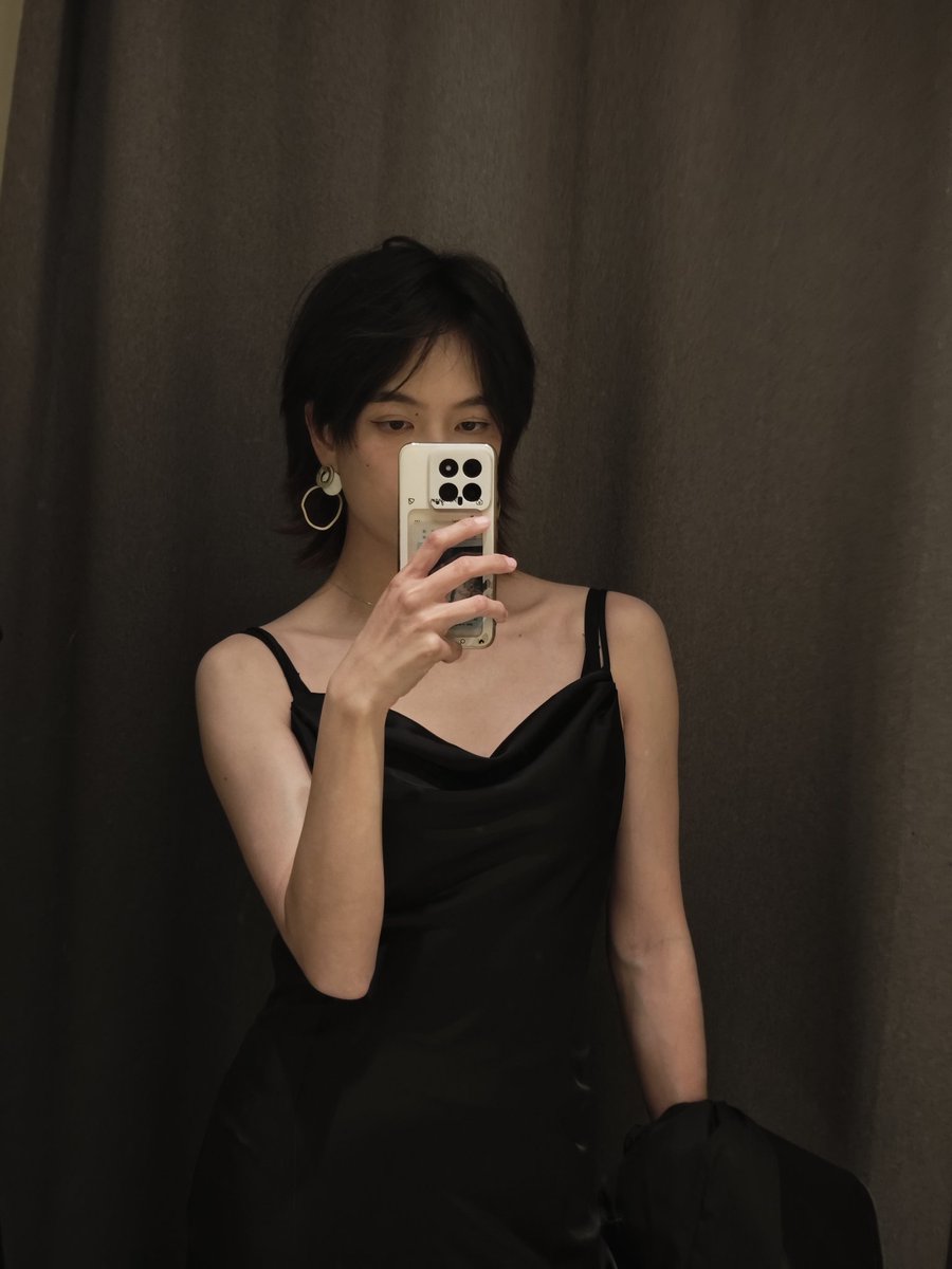 “六一快乐，小狗们，今天想要什么奖励”
#4i #s