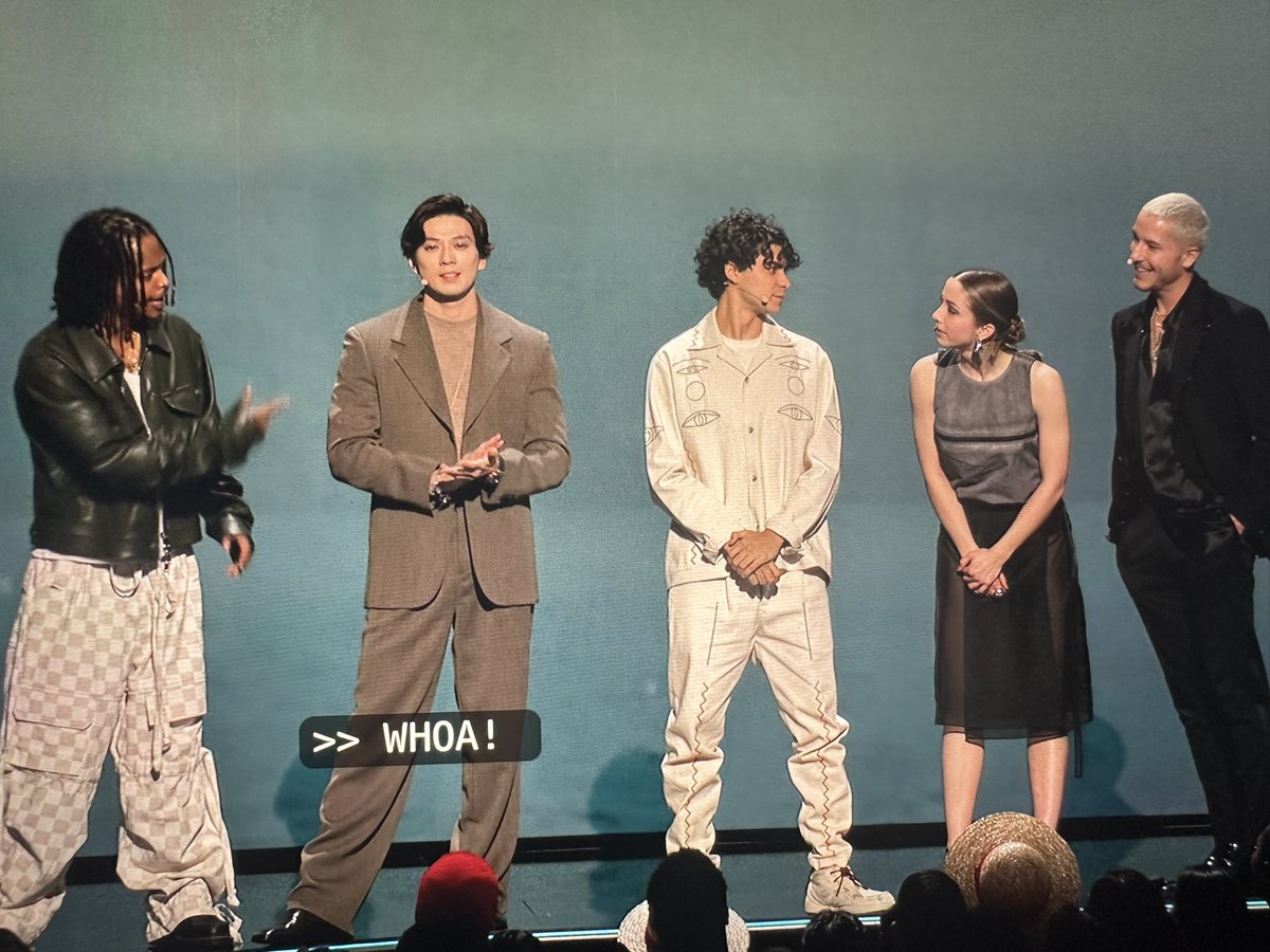 OPLAUPDATES's tweet photo. LOOK AT THEM  #tudum https://t.co/ZydTP2DW6s