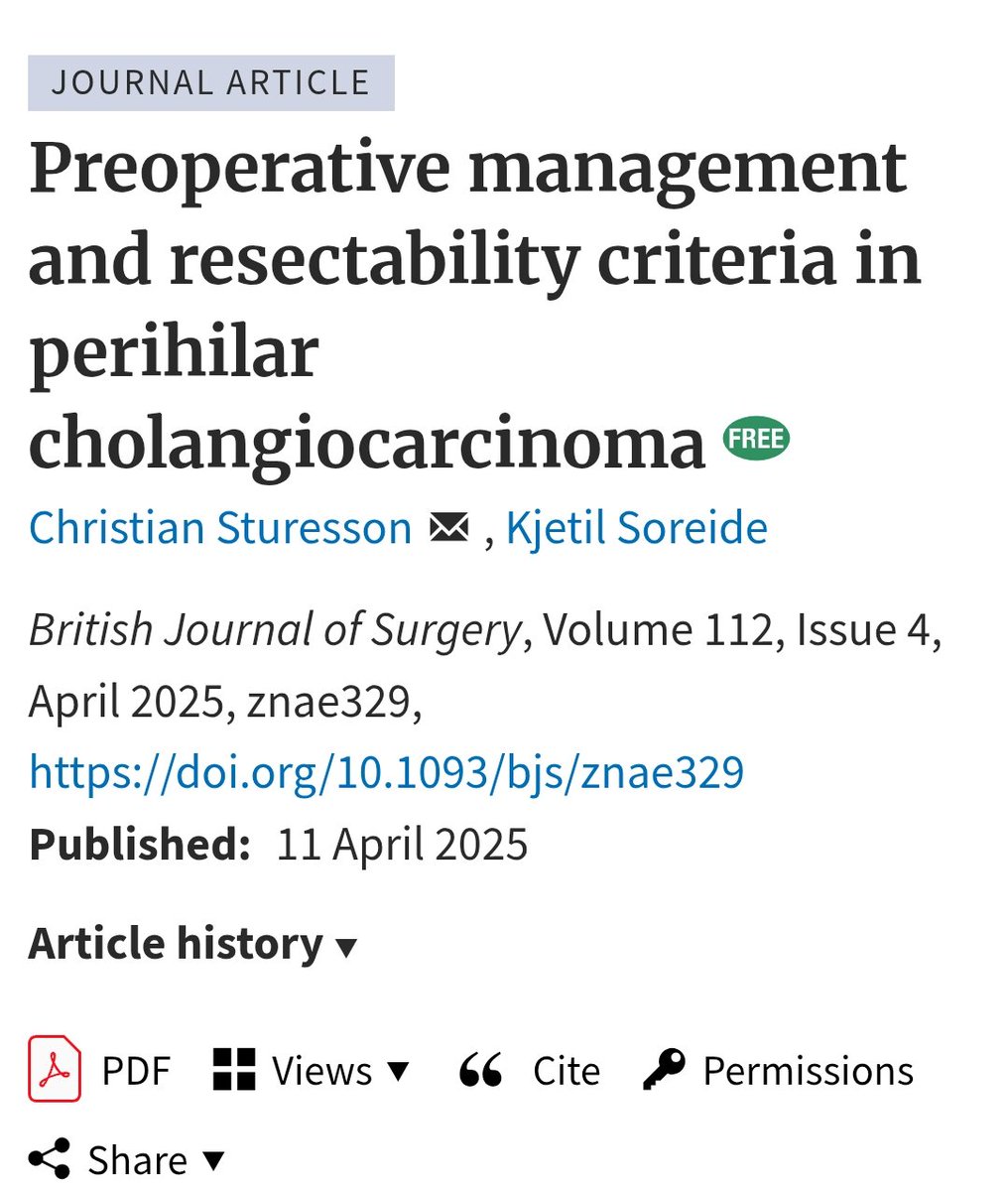 If the (rare) situation exists to perform radical surgery with either right or left (extended or not) hepatectomy, recent data support the use of left-sided resections because of lower complication rates

academic.oup.com/bjs/article/11…