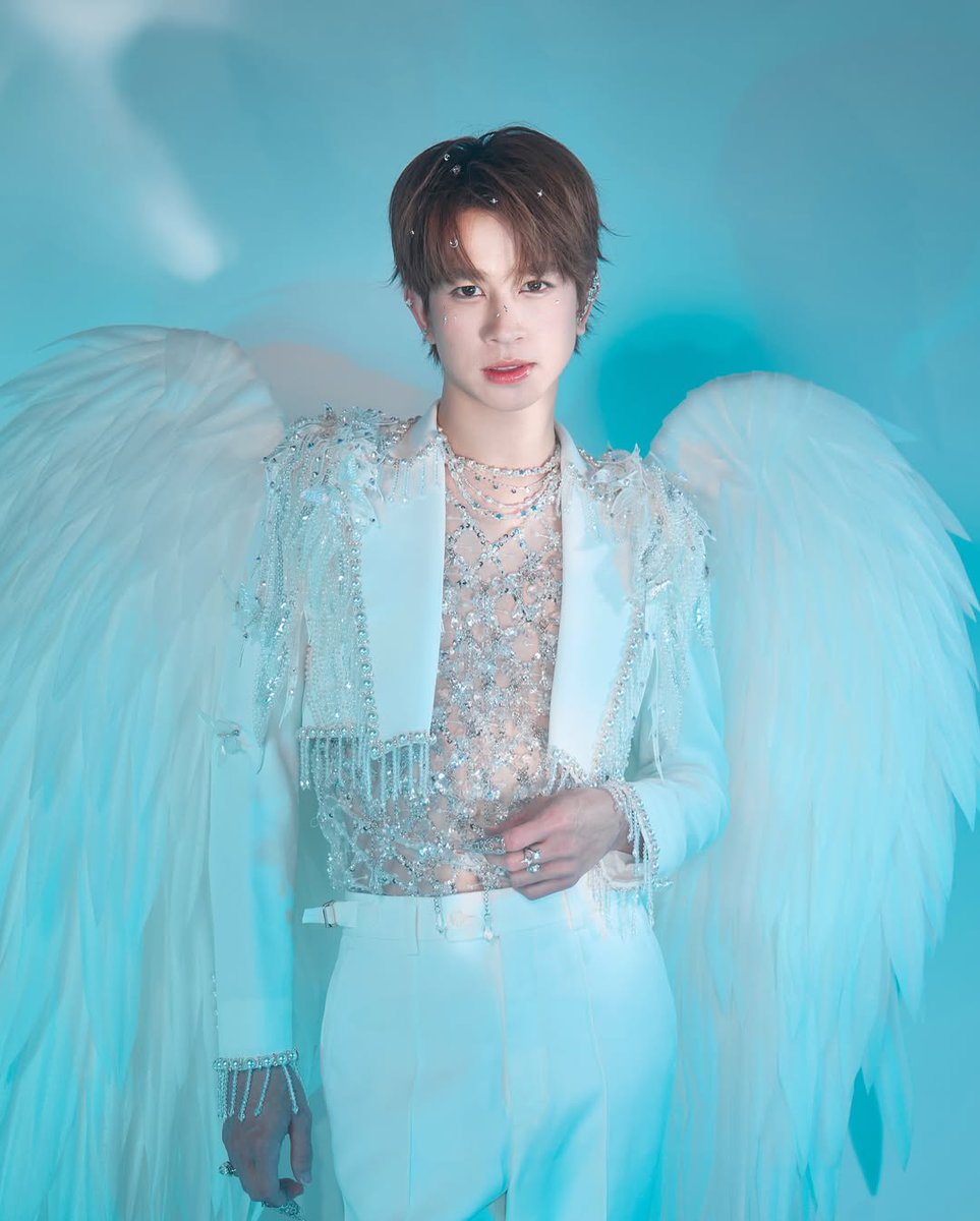 Fluke_Official's tweet photo. IG fluke_natouch : 29th 🎂🤍 — From light I came, through dark I grew, with wings I rise.

Happy 29th to me.

#29thHBDFlukeNatouch
#เจ้าแก้มก้อน #fluke_natouch
#29thFlukeBirthdayParty https://t.co/renJUKwkNA