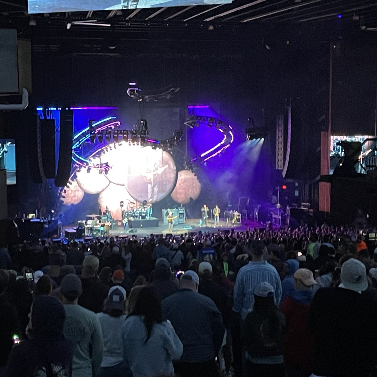 No storms tonight for Dave! #DMB