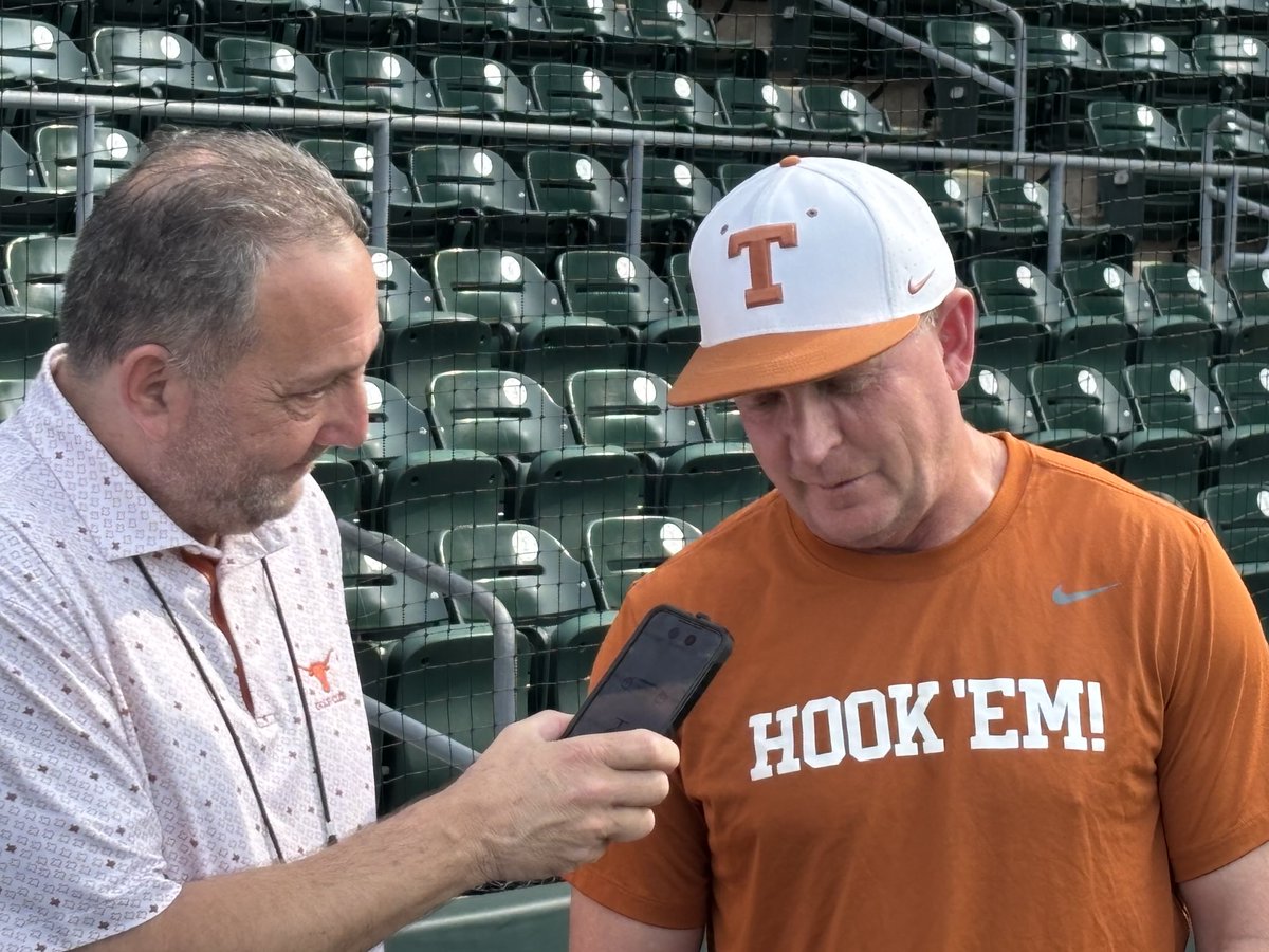 Craig Way (@hornvoice) on Twitter photo Texas vs. UTSA in the NCAA Austin Regional. ā¦<a href="/rwallacekxan/">Roger Wallace</a>ā© joins me for the callā7:45 PM CT airtime; 8PM first pitch, heard here in Austin on 103.1 FM; also available on the iHeart Radio app, the Texas Longhorns app, the LHN app, and online at texaslonghorns.com. Texas vs. UTSA in the NCAA Austin Regional. ā¦<a href="/rwallacekxan/">Roger Wallace</a>ā© joins me for the callā7:45 PM CT airtime; 8PM first pitch, heard here in Austin on 103.1 FM; also available on the iHeart Radio app, the Texas Longhorns app, the LHN app, and online at texaslonghorns.com.