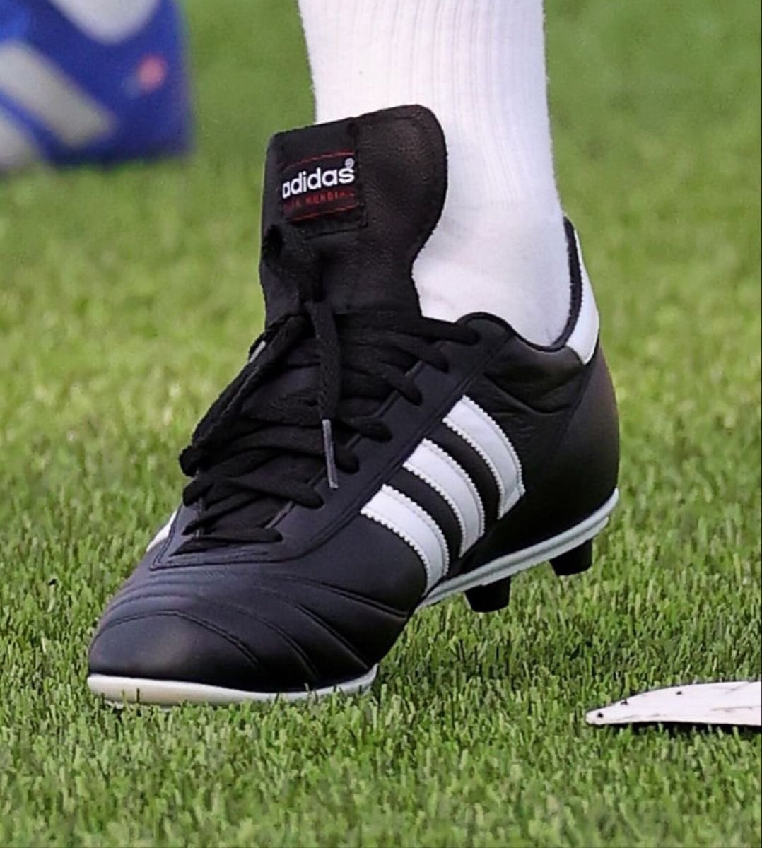 Uno de los mejores modelos de botas de fútbol de la historia 
¿Sí o no?