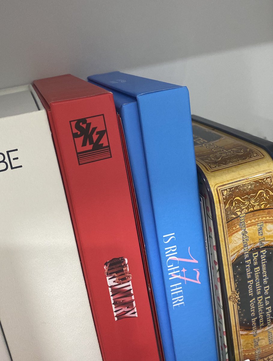 zbn1ght's tweet photo. oh my god my album placement,,,,, 

#jaymi #gay https://t.co/V3WxCnQlVv