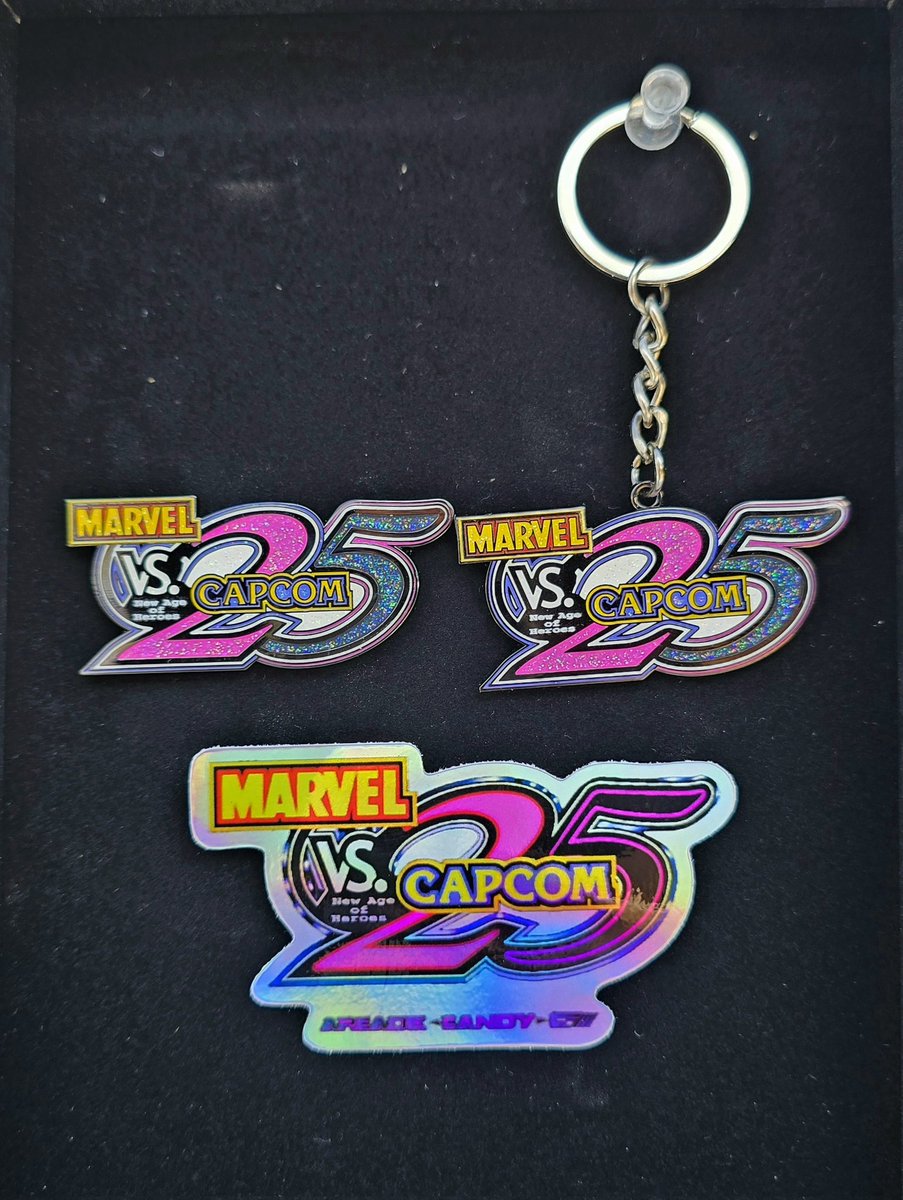 arcadecandyco's tweet image. Our 25th Anniv. Marvel vs Capcom 2 (Limited Edition) merch (online preorder) is now live! @maximilian_ @khaosdimension @MattMcMuscles @JWonggg @ArcadePosting 
MVC25 Hat/Shirt Link:
arcadecandyco.bigcartel.com/product/le-mvc…
Pin/Keychain Set Link:
arcadecandyco.bigcartel.com/product/mvc25-…