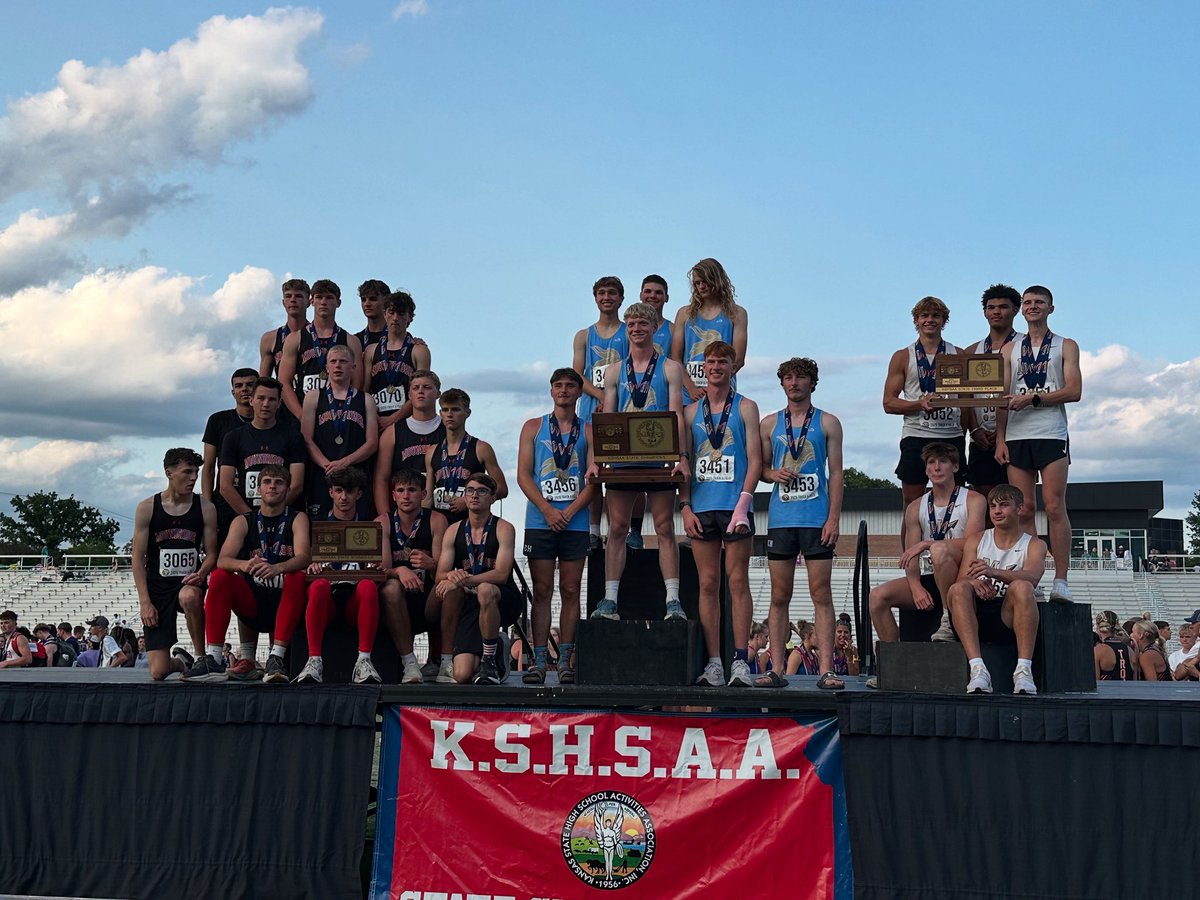 TrackInKansas's tweet image. 2025 2A Boys State Track and Field Team Champions 🥇

1st - Richmond Central Heights 
2nd - Moundridge
3rd - Medicine Lodge