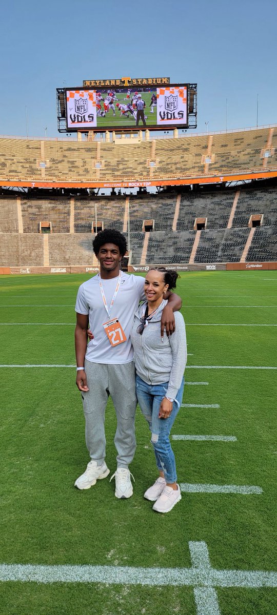 Noah Glover (@noahglover11112) on Twitter photo Had a great time at Tennessee canβt wait to be backβΌοΈβΌοΈ<a href="/CoachHatfield1/">Greg Hatfield</a> <a href="/CoachBrautigam/">Nick Brautigam Sr</a> <a href="/CoachForrestL/">Forrest</a> <a href="/WilliamInge1/">Coach William Inge</a> <a href="/coachjoshheupel/">Josh Heupel</a> <a href="/Vol_Football/">Tennessee Football</a> <a href="/ChadSimmons_/">ChadSimmons</a> <a href="/SWiltfong_/">Steve Wiltfong</a> <a href="/adamgorney/">Adam Gorney</a> <a href="/McAllisterMike1/">Mike McAllister</a> <a href="/247Sports/">247Sports</a> <a href="/RivalsFriedman/">Adam Friedman</a> Had a great time at Tennessee canβt wait to be backβΌοΈβΌοΈ<a href="/CoachHatfield1/">Greg Hatfield</a> <a href="/CoachBrautigam/">Nick Brautigam Sr</a> <a href="/CoachForrestL/">Forrest</a> <a href="/WilliamInge1/">Coach William Inge</a> <a href="/coachjoshheupel/">Josh Heupel</a> <a href="/Vol_Football/">Tennessee Football</a> <a href="/ChadSimmons_/">ChadSimmons</a> <a href="/SWiltfong_/">Steve Wiltfong</a> <a href="/adamgorney/">Adam Gorney</a> <a href="/McAllisterMike1/">Mike McAllister</a> <a href="/247Sports/">247Sports</a> <a href="/RivalsFriedman/">Adam Friedman</a>
