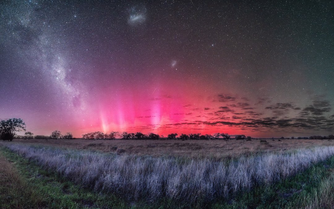 Haru_koala's tweet image. G4 (kp=8) geomagnetic storm ä»å€æ¥ããïŒåçã¯å»å¹Žã®G4ã®æã«NSWåéšMoreeã§æ®ã£ããªãŒãã©ãG4ã ãšQLDåéšã§ãã®ãªèŠ³æž¬ã§ããã¬ãã«ã«åŒ·ãããã ä»å€ãæ±æµ·å²žã®å€©æ°ãæªéããããå
éžéšãæã£ãŠããã