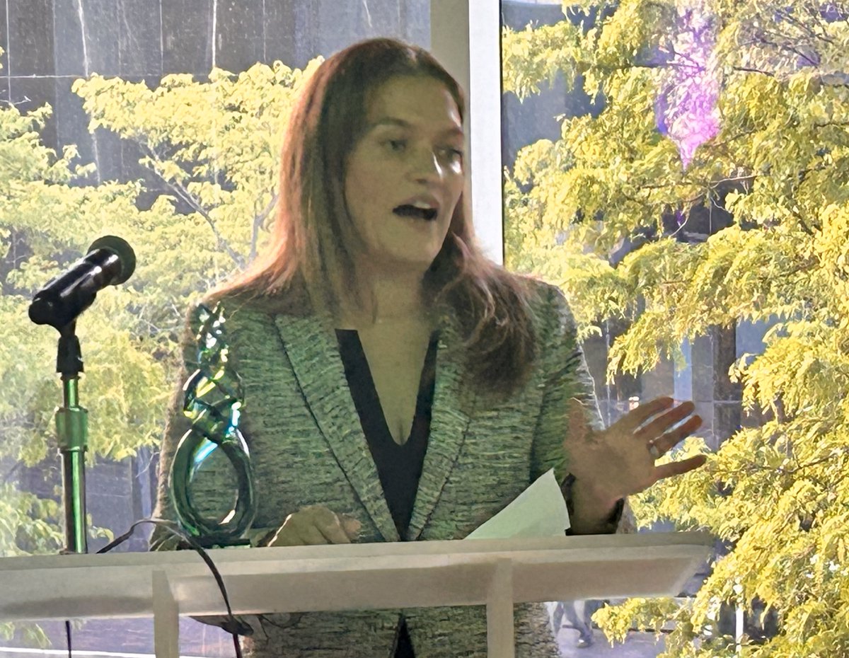 HemOnc Today (@hemonctoday) on Twitter photo Live from the stage! <a href="/bmsnews/">Bristol Myers Squibb</a>’ Breyanzi takes home the Industry Breakthrough Award 🏆
#Breyanzi offers new hope for patients with #leukemia or #lymphoma who have few options left
Honored to have #BMS exec director Amy Corrao accept on their behalf
#HealioInnovators #ASCO25 Live from the stage! <a href="/bmsnews/">Bristol Myers Squibb</a>’ Breyanzi takes home the Industry Breakthrough Award 🏆
#Breyanzi offers new hope for patients with #leukemia or #lymphoma who have few options left
Honored to have #BMS exec director Amy Corrao accept on their behalf
#HealioInnovators #ASCO25