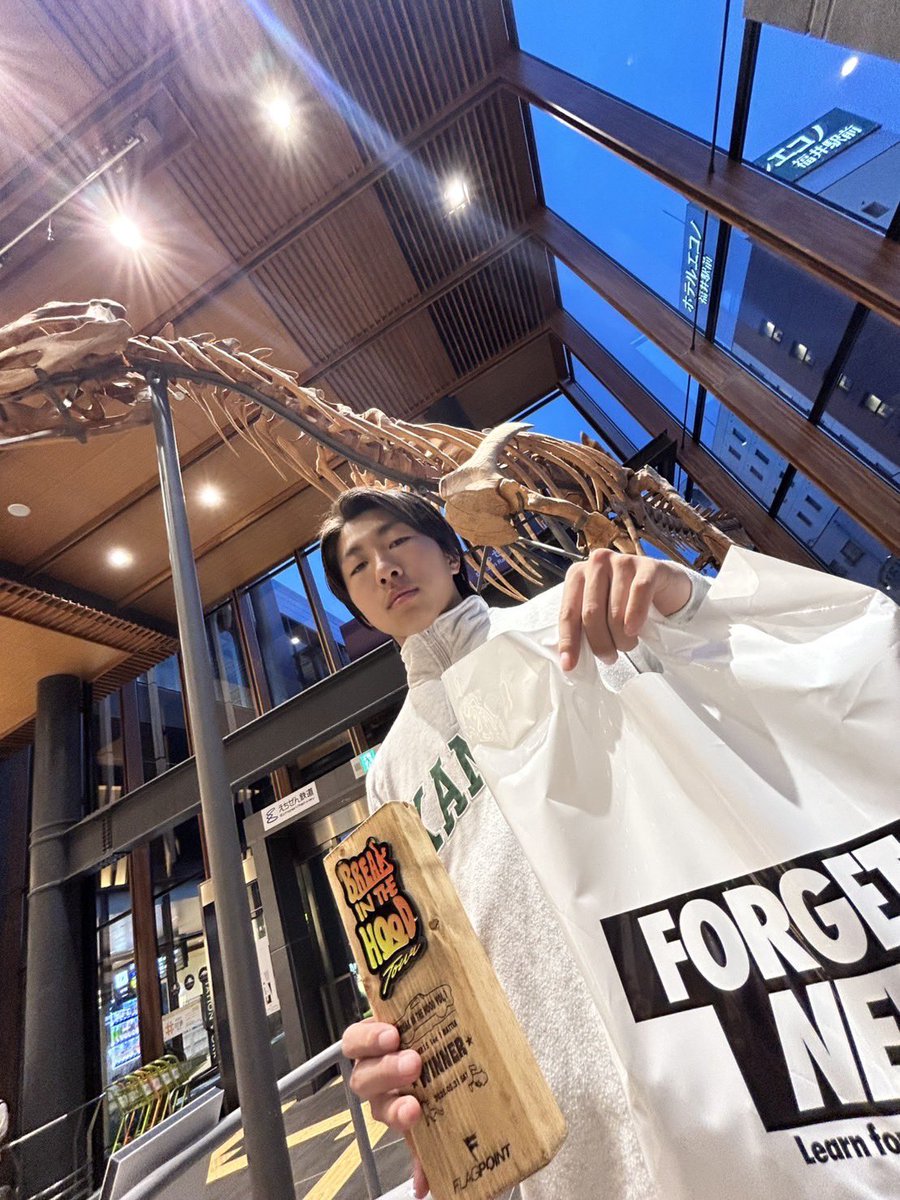 foundnationcrew's tweet image. 【BREAK IN THE HOOD vol.1 in 福井🔥】
FOUND NATIONが各地とLINKする新企画、福井での初開催は大盛況のうちに無事終了！
2on2優勝🏆FORGET GUYZ（HAJIME &amp;amp; KOREN）
U15優勝🏆SENA
次はあなたの街にお邪魔するかも…！？
お楽しみに🔥🔥🔥
#breakinthehood