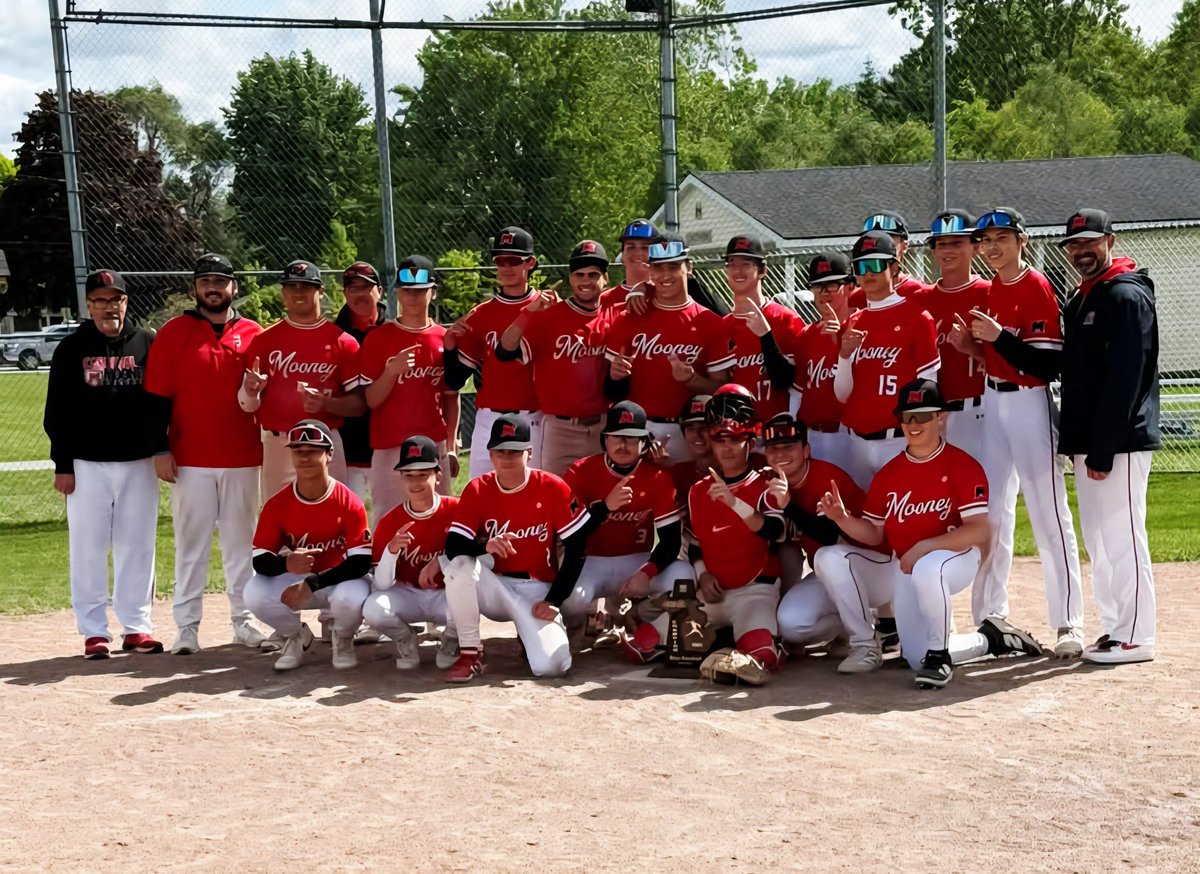 CardinalMooneyC's tweet image. Congratulations to Mooney baseball who captured the MHSAA District championship today. Next up they will play in the Regional Semifinal on Wednesday against Brown City HS.