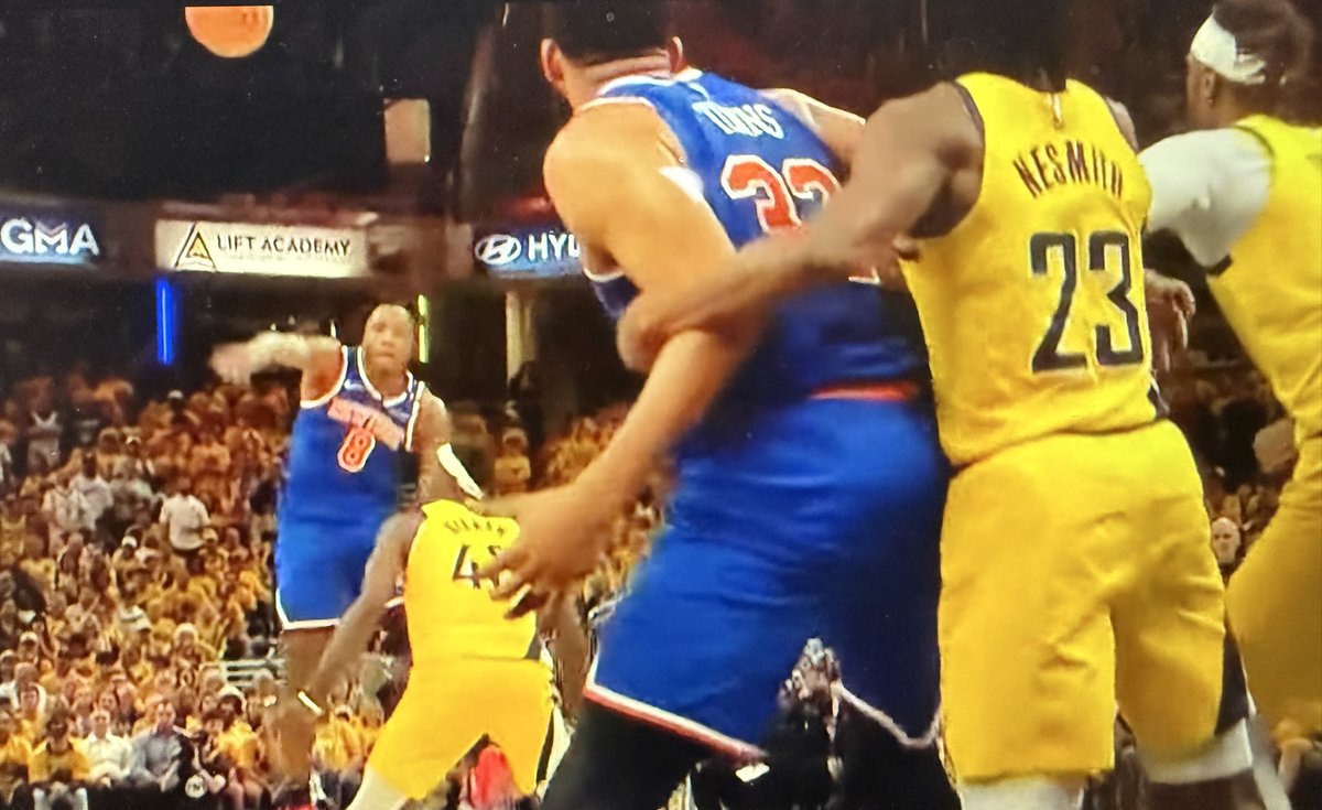KnicksMuse's tweet photo. Hey Pat, just to confirm… THESE are the calls you’re complaining about?

Seriously? https://t.co/DkbkJdXoDE
