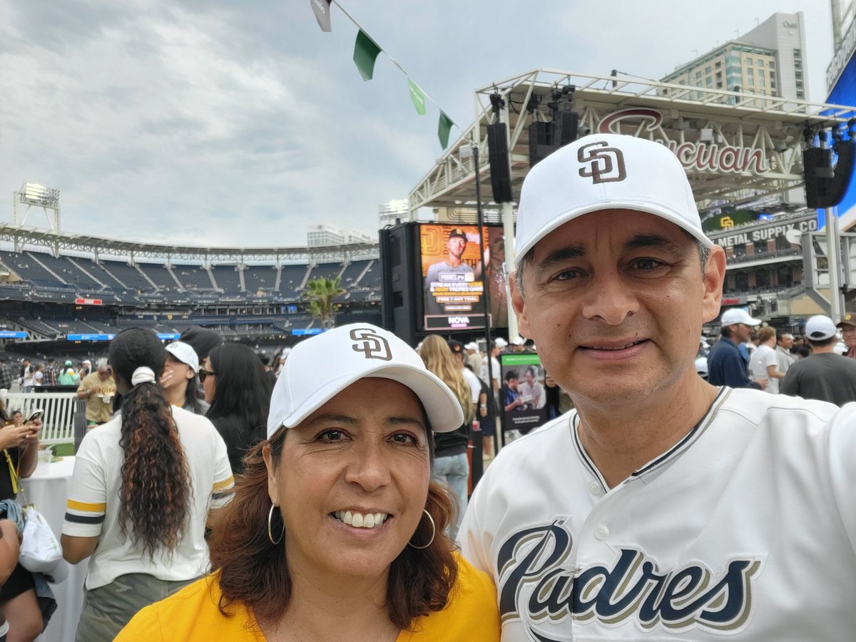 Ajefme's tweet photo. #ForTheFaithful https://t.co/6lkRsoqvWy